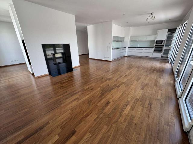 Wohnung zum Kaufen in Stuttgart 985.000,00 EUR 156 m²