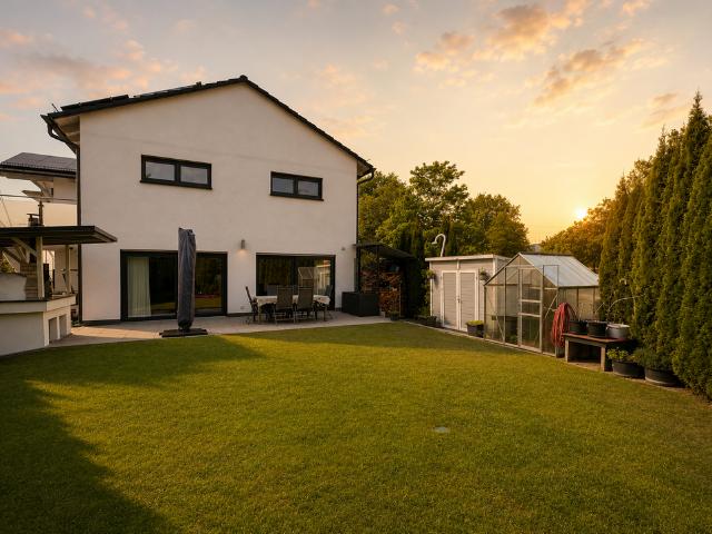 Wohnung zum Kaufen in Stadtbergen 890.000,00 EUR 207 m²