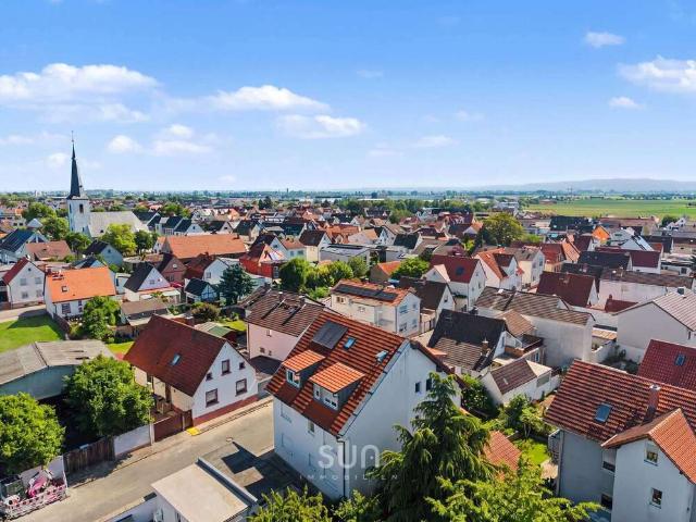 Wohnung zum Kaufen in Stockstadt am Rhein 349.000,00 EUR 137 m²