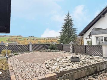Wohnung zum Kaufen in Sundern Sauerland 258.000,00 EUR 136 m²