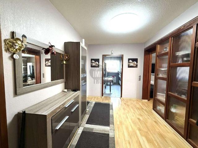 Wohnung zum Kaufen in Petersberg 319.000,00 EUR 104 m²