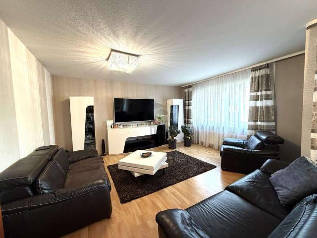 Wohnung zum Kaufen in Petersberg 319.000,00 EUR 104 m²