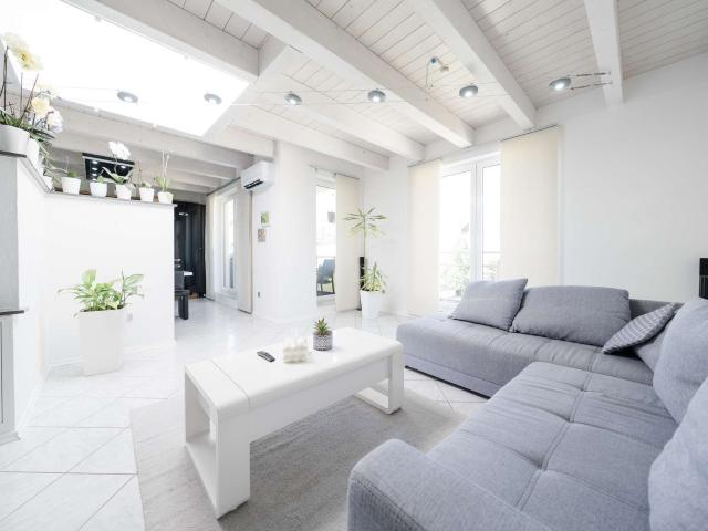 Wohnung zum Kaufen in Pforzheim 320.000,00 EUR 82.62 m²
