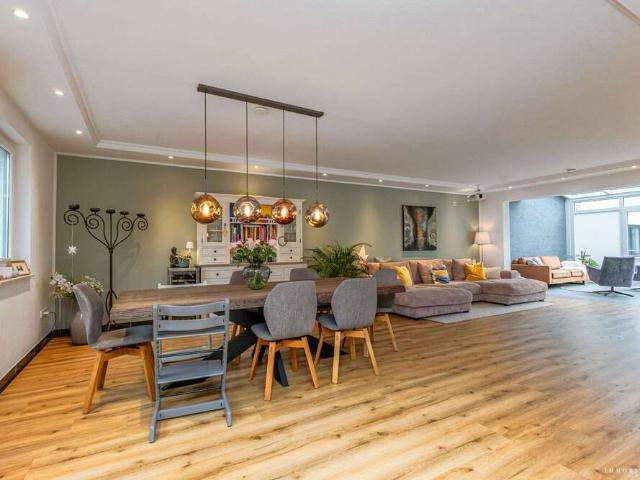 Wohnung zum Kaufen in Pulheim 799.000,00 EUR 240 m²