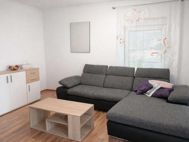 Wohnung zum Kaufen in Ramstein Miesenbach 280.000,00 EUR 190 m²