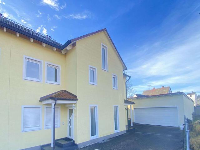 Wohnung zum Kaufen in Rednitzhembach 299.900,00 EUR 106 m²
