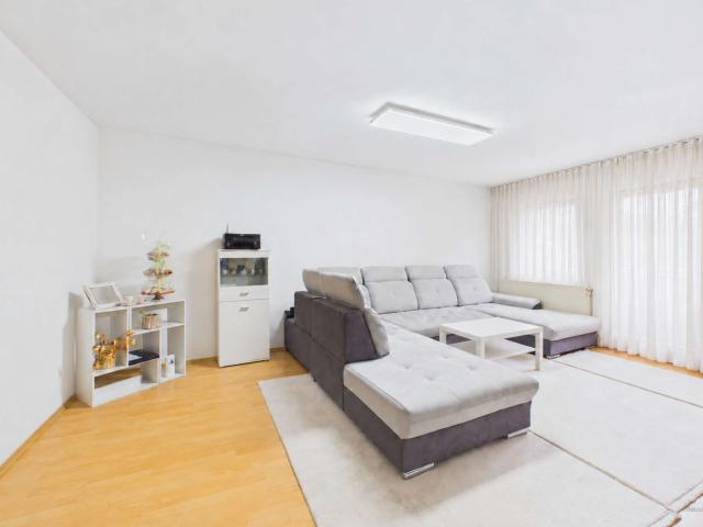 Wohnung zum Kaufen in Remseck am Neckar 299.000,00 EUR 65.5 m²