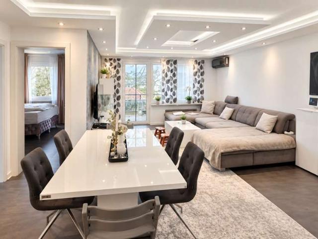 Wohnung zum Kaufen in Wolfschlugen 324.000,00 EUR 90 m²