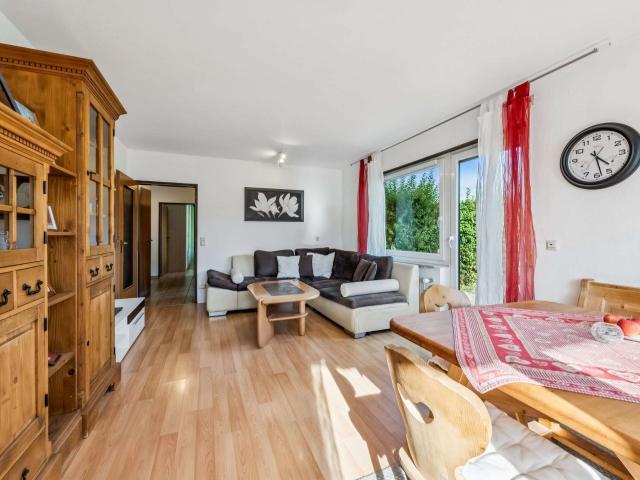 Wohnung zum Kaufen in Weinstadt 320.000,00 EUR 72.82 m²