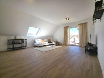 Wohnung zum Kaufen in Wenighösbach 299.000,00 EUR 85 m²