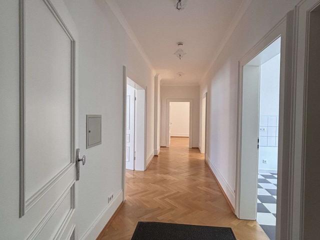 Wohnung zum Kaufen in Wiesbaden Biebrich 395.000,00 EUR 113 m²