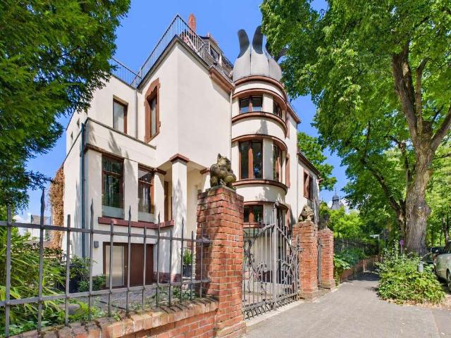 Wohnung zum Kaufen in Wiesbaden 1.075.000,00 EUR 170 m²