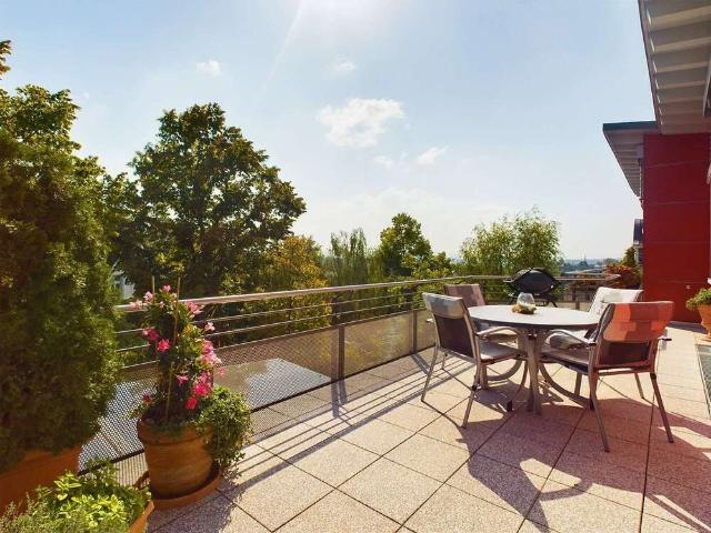 Wohnung zum Kaufen in Wiesbaden 1.300.000,00 EUR 201 m²
