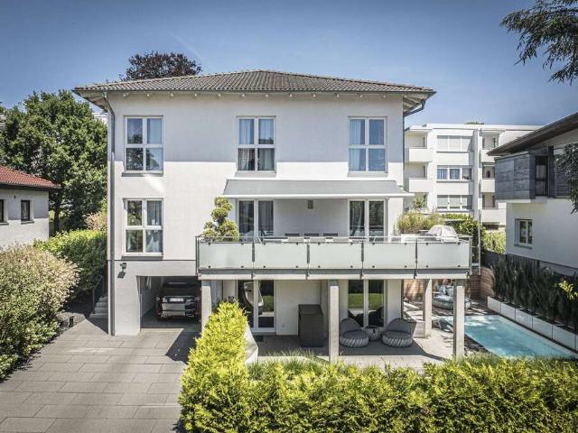 Wohnung zum Kaufen in Wiesbaden 1.669.000,00 EUR 250 m²