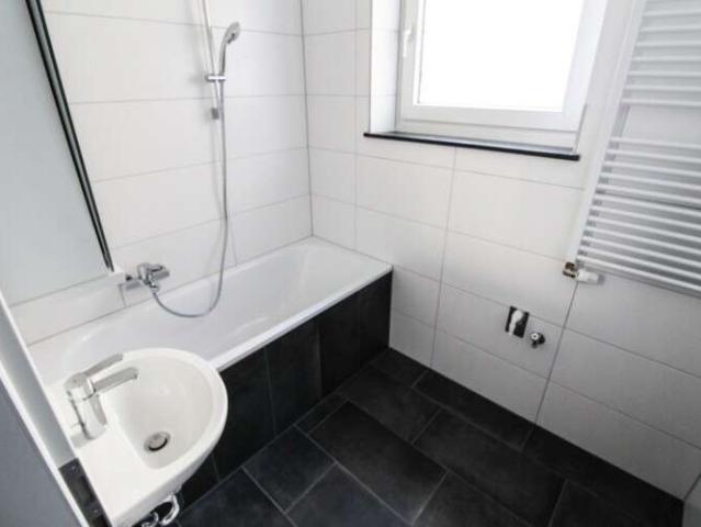 Wohnung zum Kaufen in Wiesbaden 272.000,00 EUR 71.2 m²