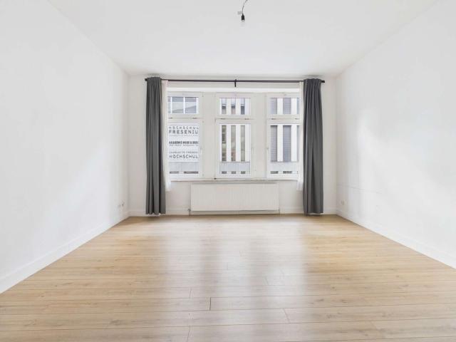 Wohnung zum Kaufen in Wiesbaden 325.000,00 EUR 86 m²