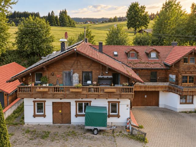 Wohnung zum Kaufen in Wiggensbach 410.000,00 EUR 203 m²