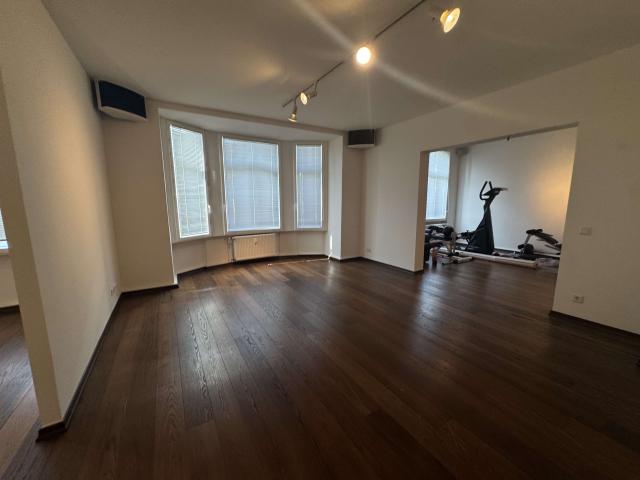 Wohnung zum Kaufen in Wuppertal 300.000,00 EUR 117 m²