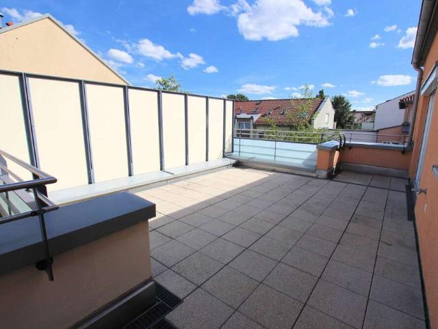 Wohnung zum Kaufen in Taufkirchen 749.000,00 EUR 130.4 m²