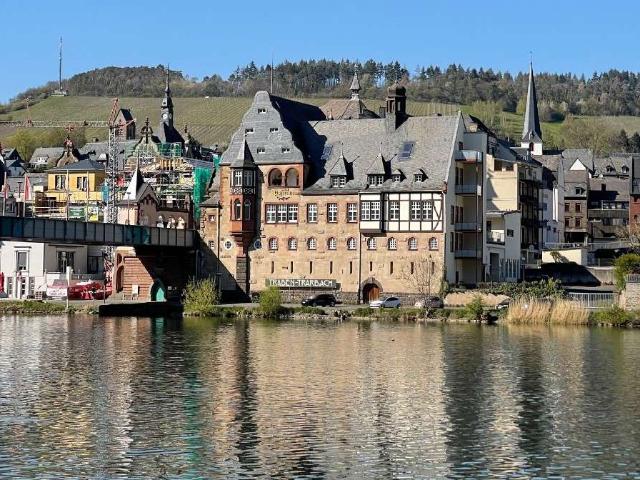 Wohnung zum Kaufen in Traben Trarbach 429.000,00 EUR 144.4 m²