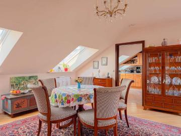 Wohnung zum Kaufen in Unterhaching 990.000,00 EUR 130.11 m²