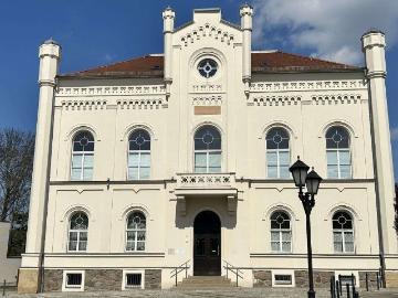 Wohnung zum Kaufen in Zwenkau 399.000,00 EUR 135.71 m²