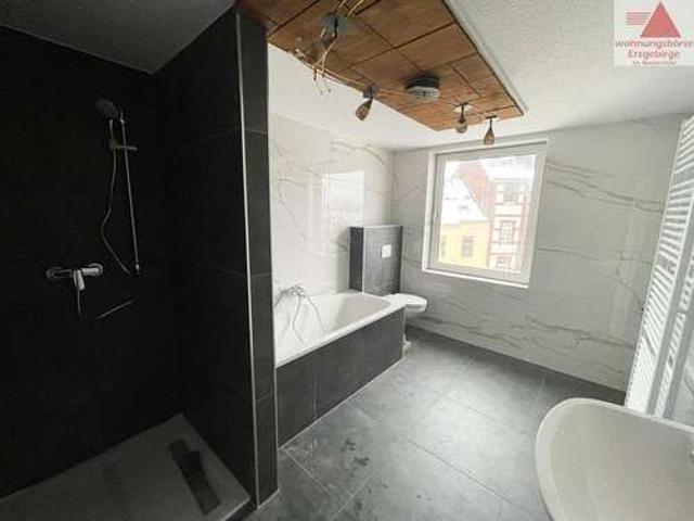 Wohnung zum Mieten in Aue 750,00 € 135 m²