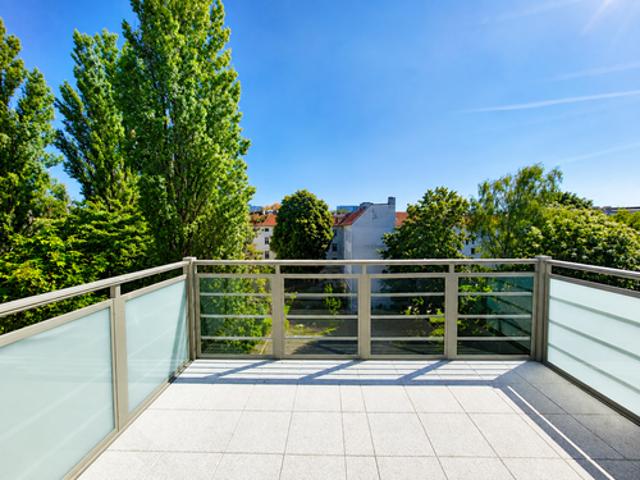 Wohnung zum Mieten in Berlin 2.069,22 € 93.25 m²