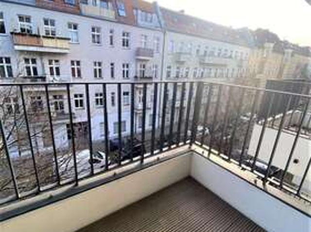 Wohnung zum Mieten in Berlin 707,66 € 28.42 m²