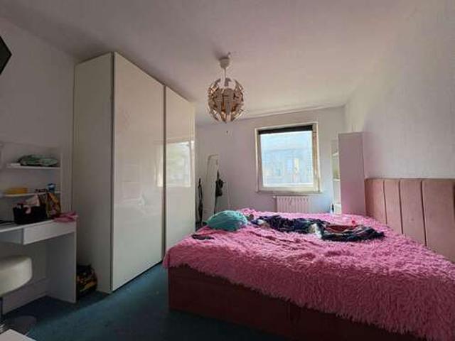Wohnung zum Mieten in Duisburg 300,00 € 33 m²