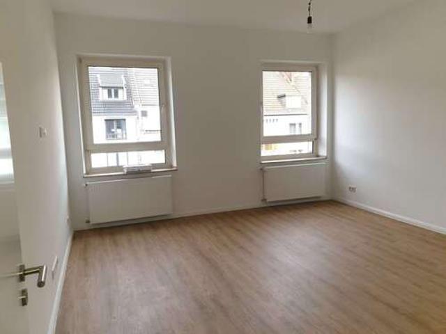 Wohnung zum Mieten in Düsseldorf 990,00 € 57 m²