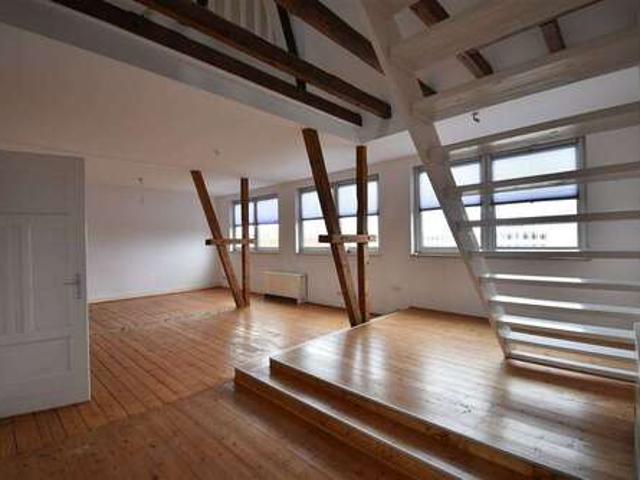Wohnung zum Mieten in Düsseldorf 1.400,00 € 100.92 m²