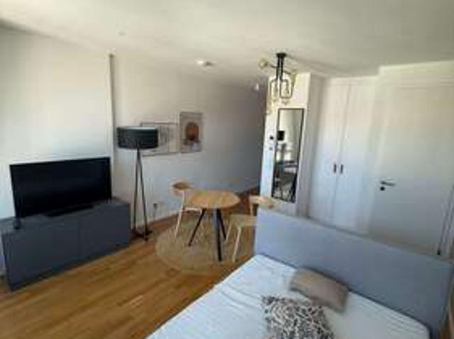 Wohnung zum Mieten in Frankfurt am Main 1.082,10 € 30.6 m²
