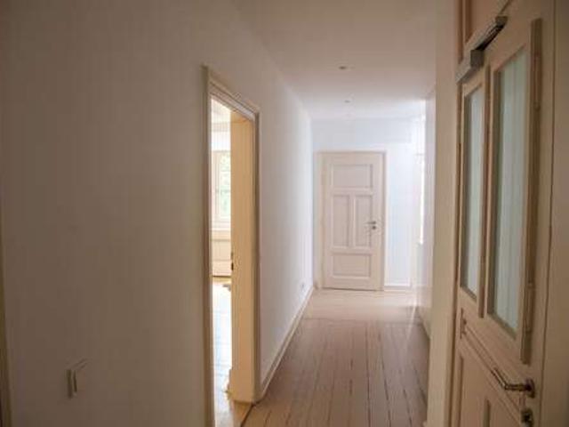 Wohnung zum Mieten in Frankfurt am Main 2.300,00 € 120 m²