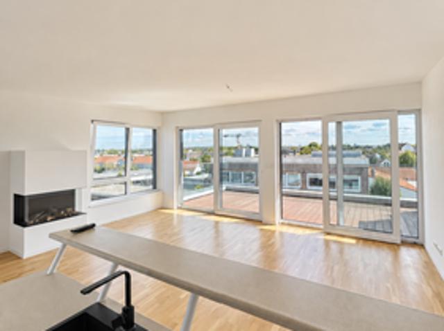 Wohnung zum Mieten in Frankfurt am Main Heddernheim 2.295,00 € 130 m²