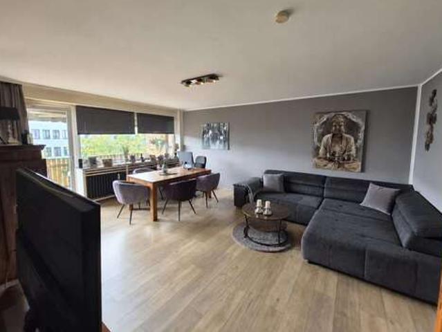 Wohnung zum Mieten in Köln 1.400,00 € 87.95 m²