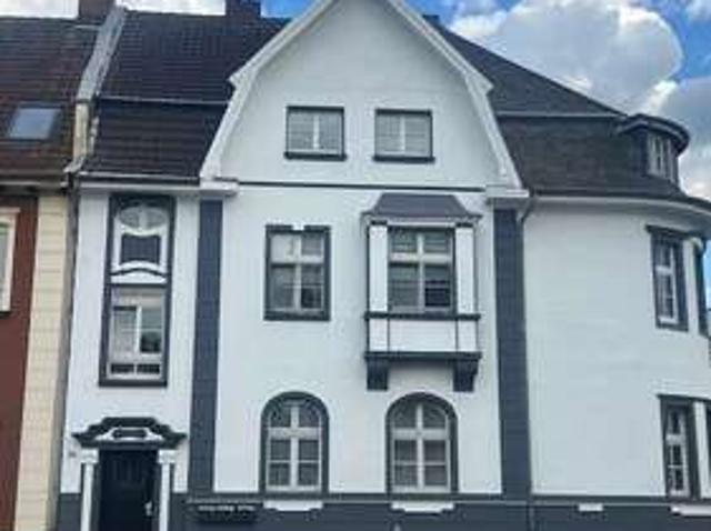 Wohnung zum Mieten in Krefeld 990,00 € 128 m²