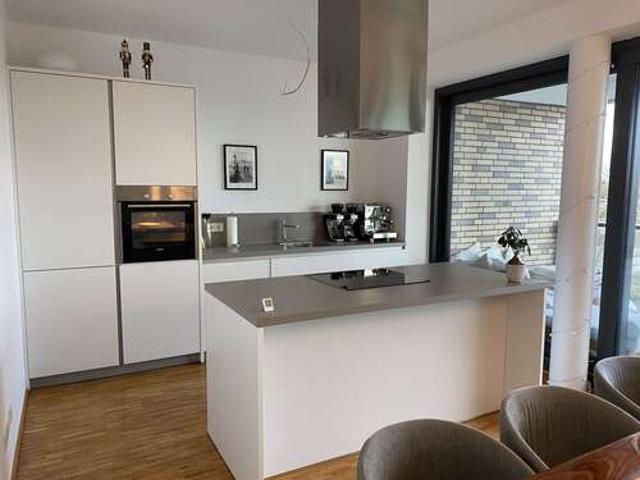 Wohnung zum Mieten in Hamburg 2.000,00 € 125.62 m²