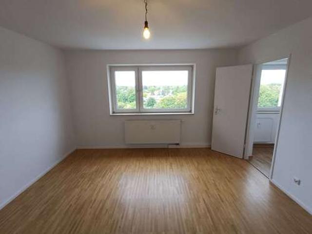 Wohnung zum Mieten in München 686,42 € 30.63 m²
