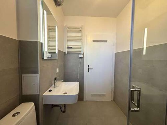 Wohnung zum Mieten in Neuss 1.050,00 € 70 m²