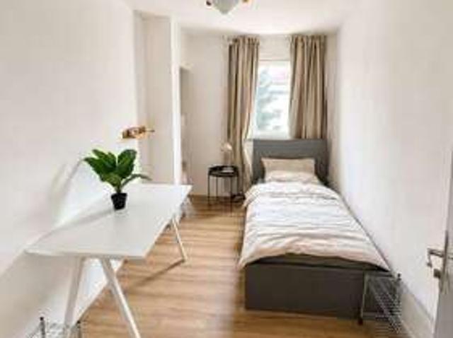 Wohnung zum Mieten in Nürnberg 450,00 € 11 m²