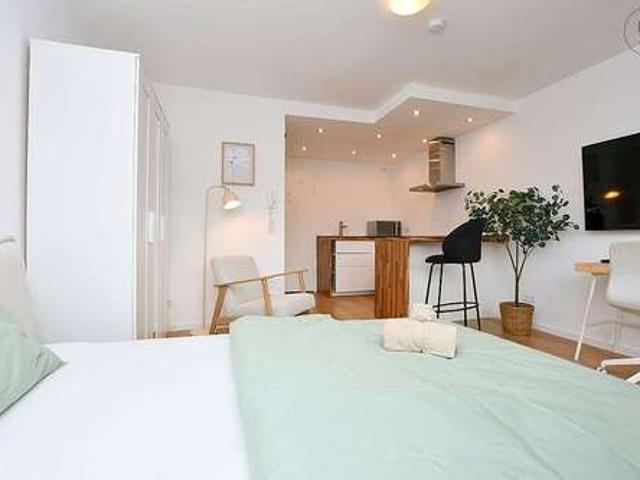 Wohnung zum Mieten in Stuttgart 1.190,00 € 32 m²