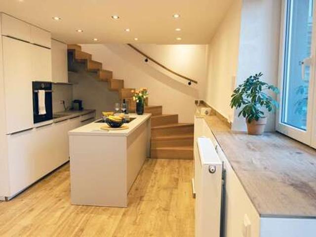 Wohnung zum Mieten in Stuttgart 1.910,00 € 110 m²