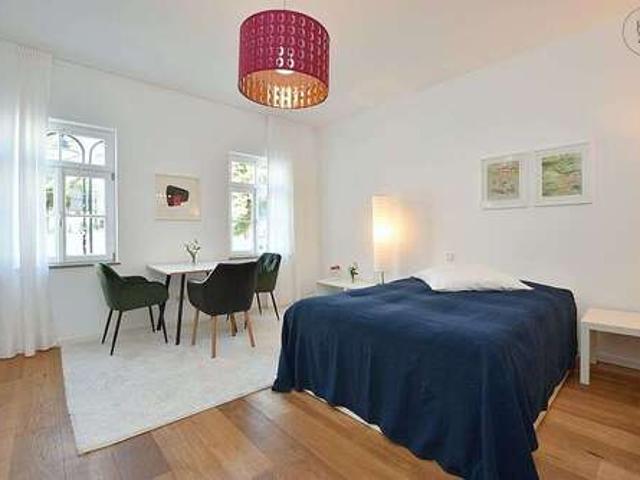 Wohnung zum Mieten in Stuttgart 980,00 € 27 m²