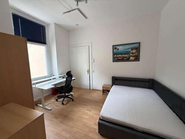 Wohnung zum Mieten in Wuppertal 390,00 € 27 m²