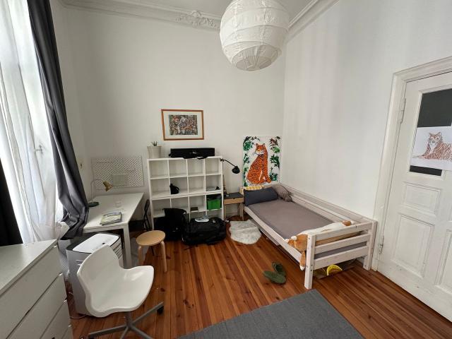 Wohnung 120qm 3 Zimmer Altbau, Berlin Amsterdam Apartments for Rent