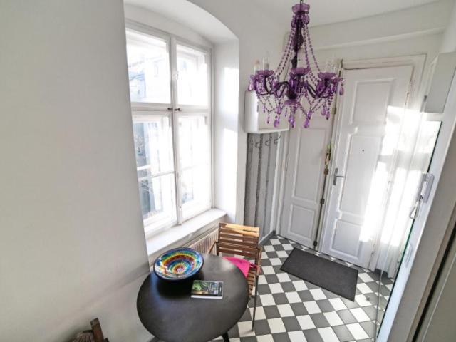 Wohnung 1 Schlafzimmer Zu Vermieten Vienna Vienna 1065 ES77941017