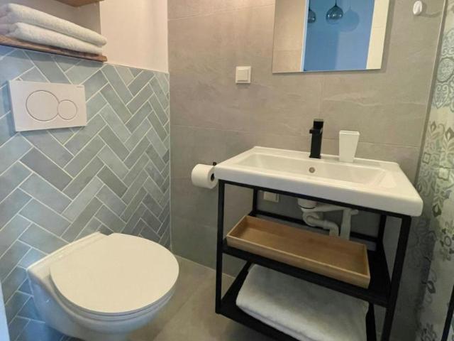 Wohnung 1 Schlafzimmer Zu Vermieten Vienna Vienna 1090 ES102850928