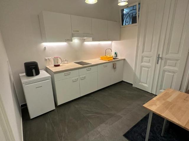 Wohnung 2 Schlafzimmer Zu Vermieten Vienna Vienna 1490 ES102703798