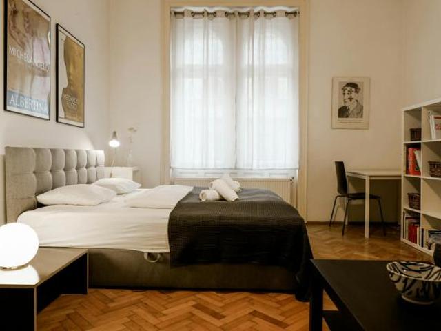 Wohnung 2 Schlafzimmer Zu Vermieten Vienna Vienna 2500 ES87394393